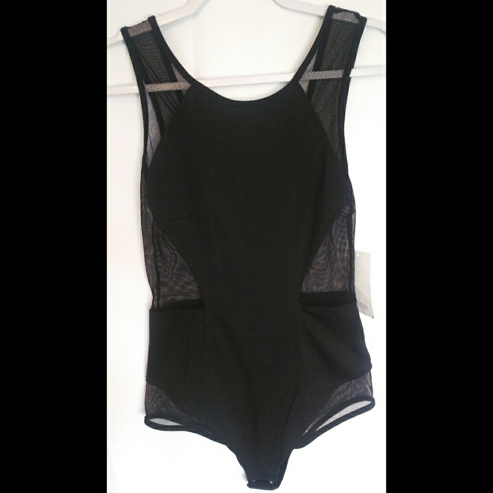 Tobi bodysuit NWT